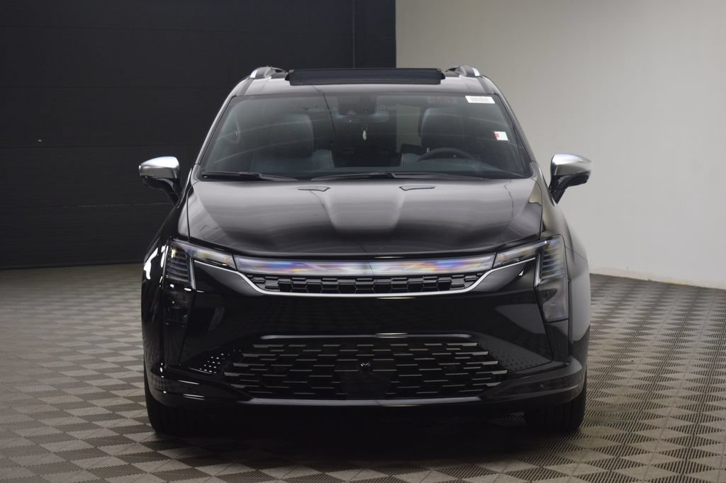 New 2027 Chrysler Pacifica Pinnacle FWD image 2