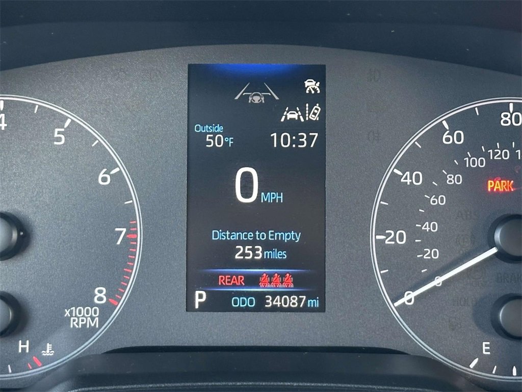 Certified 2023 Toyota Corolla Cross L image 11