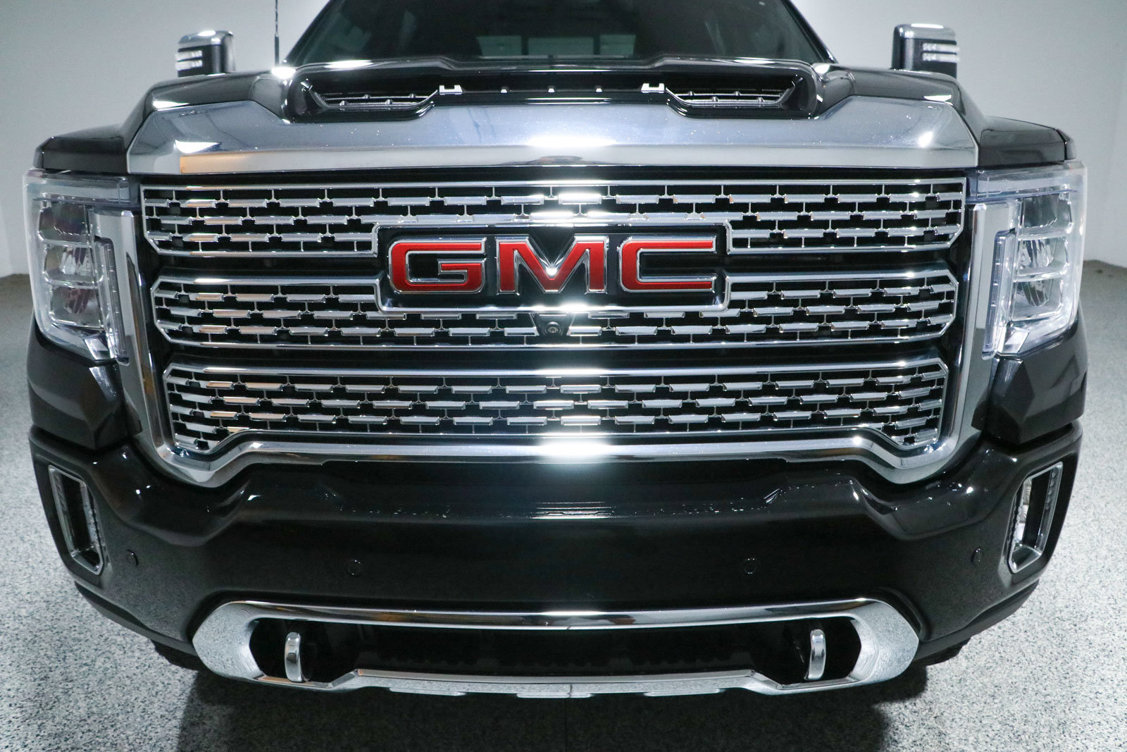 Used 2022 GMC Sierra 2500 Denali AWD/4WD image 4