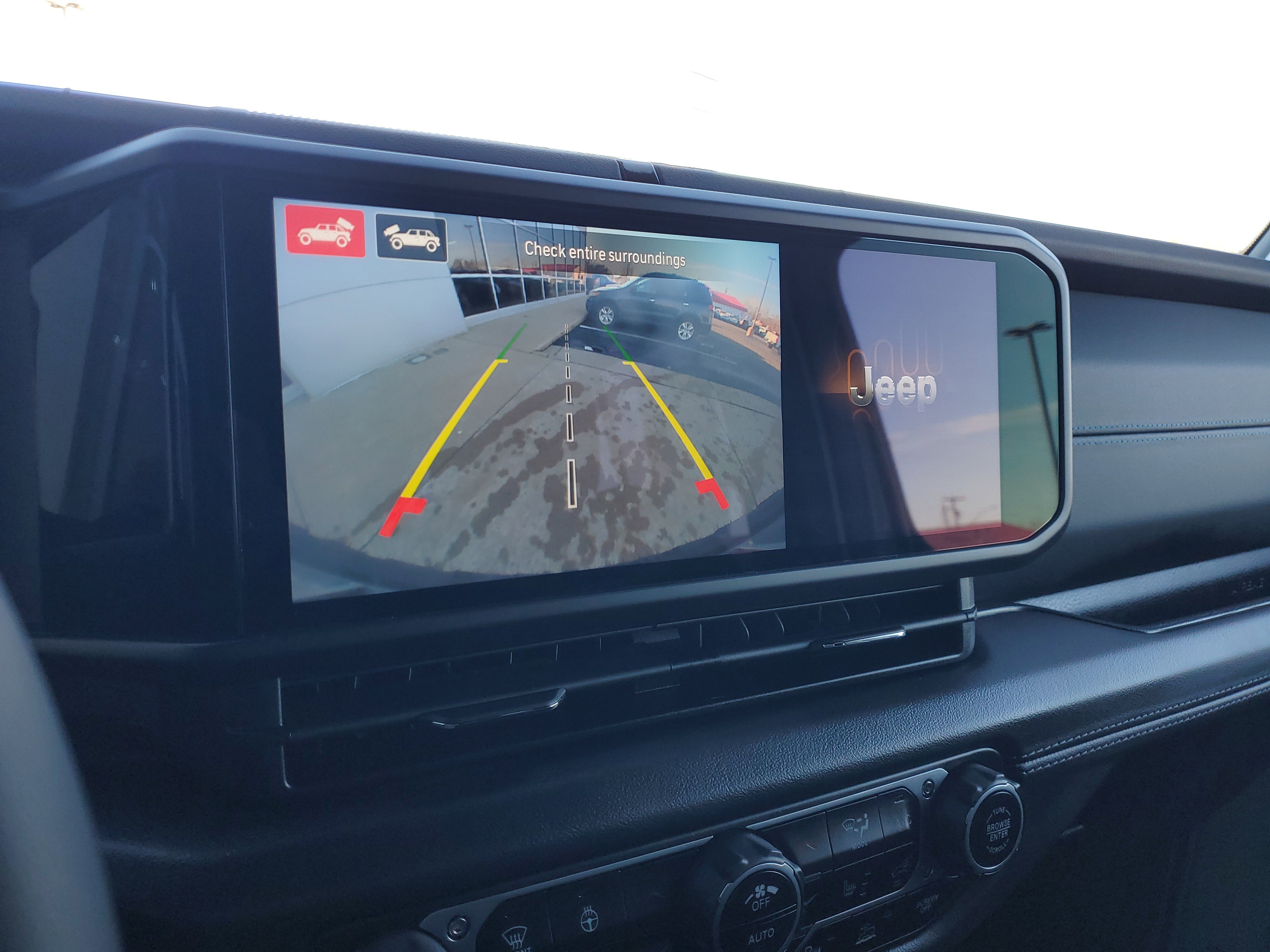 Used 2024 Jeep Wrangler High Altitude image 17