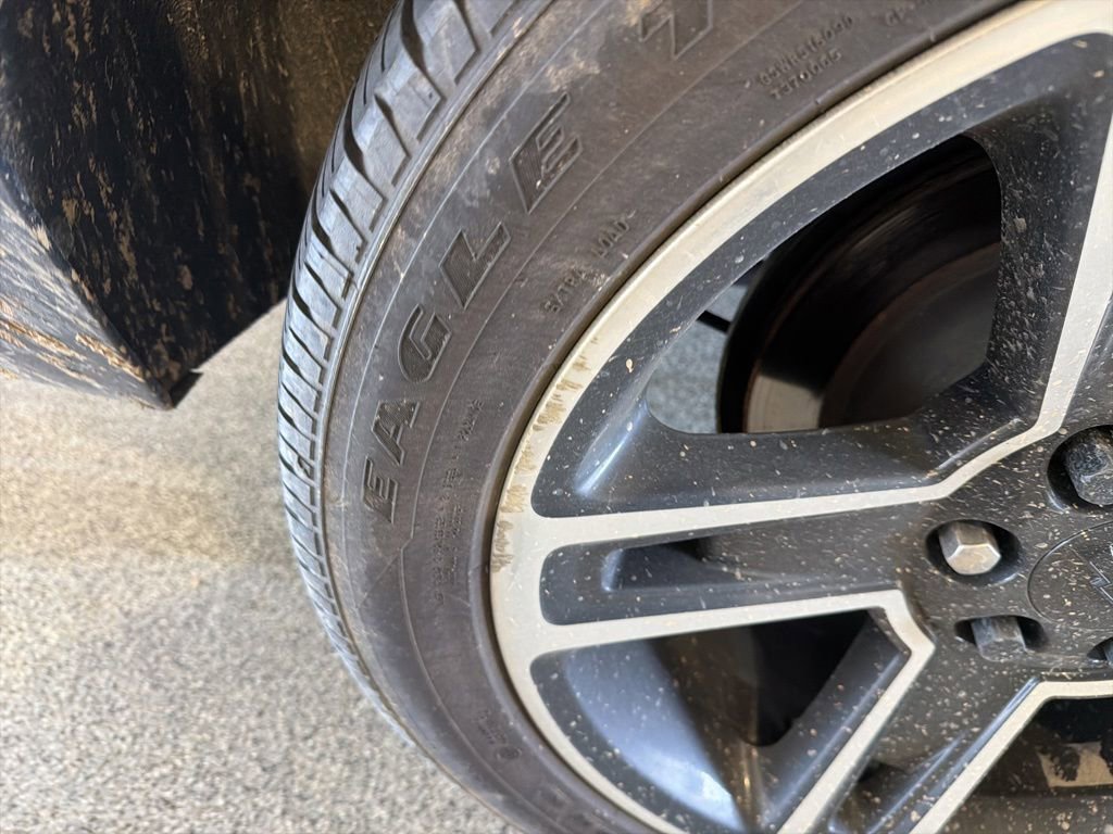 Used 2019 Chevrolet Tahoe LT AWD/4WD image 14