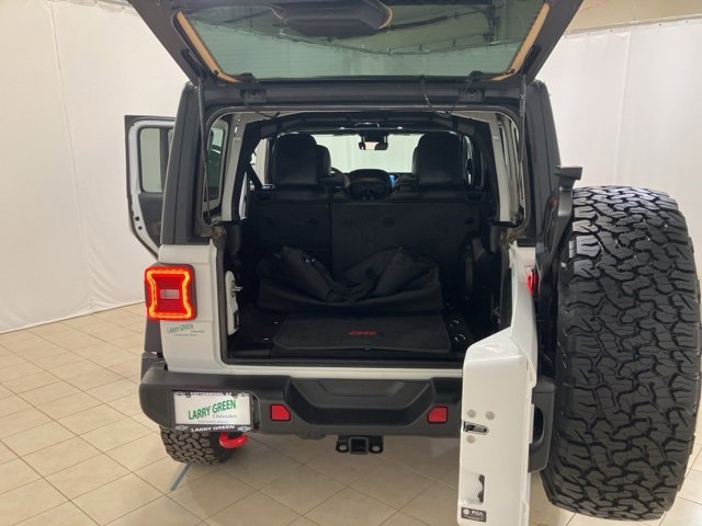 Used 2024 Jeep Wrangler Unlimited Rubicon w/ Technology Group image 24