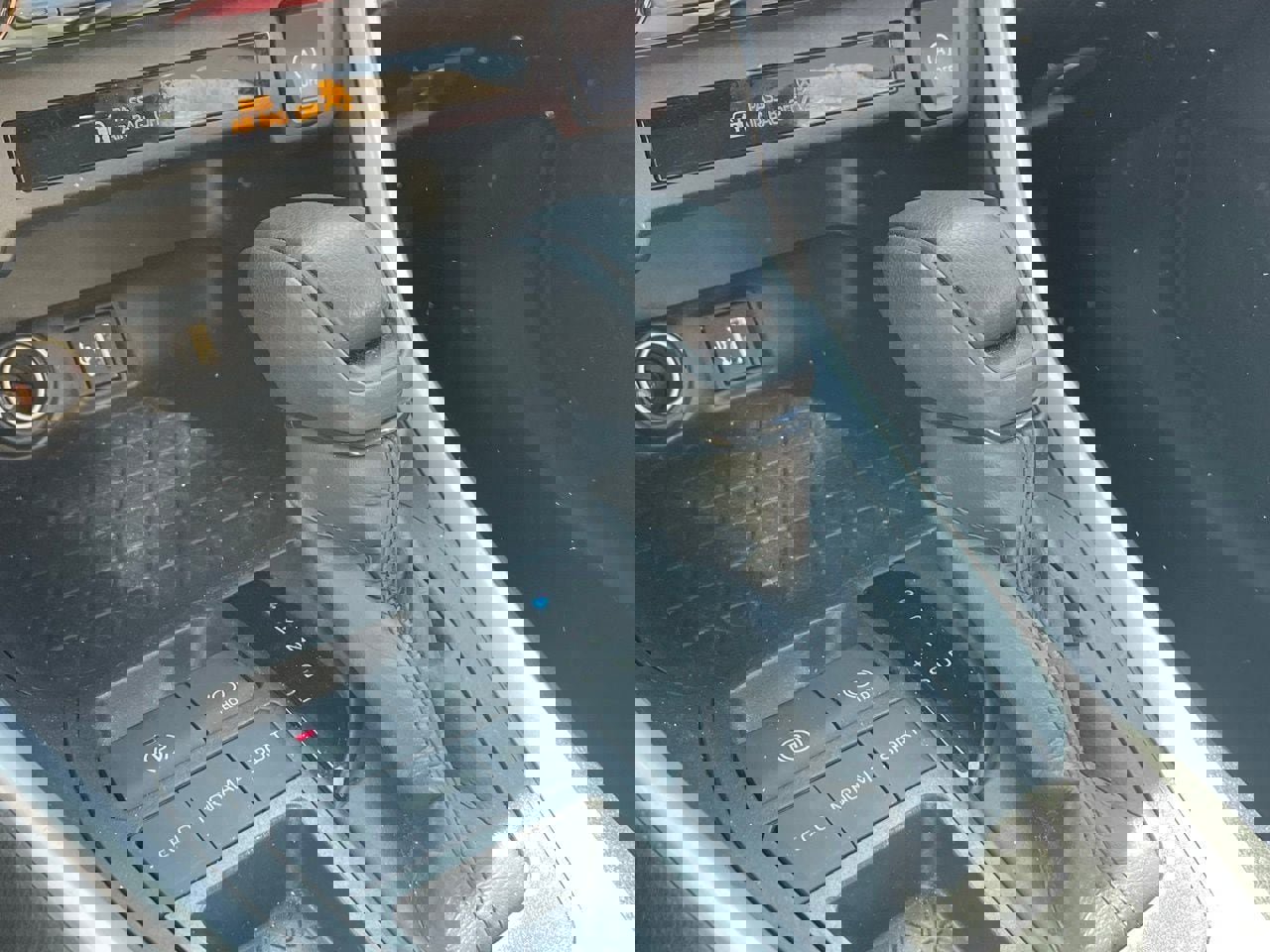 Used 2024 Toyota RAV4 XLE image 7