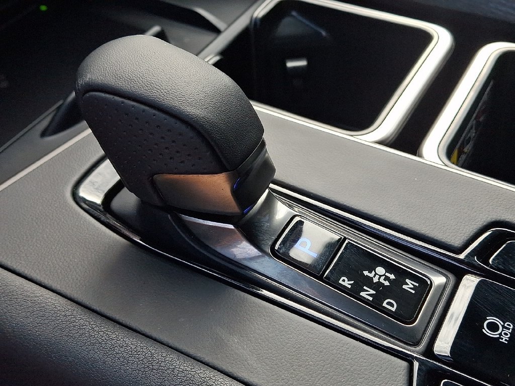 Certified 2026 Lexus TX 500h AWD w/ Technology Package image 16