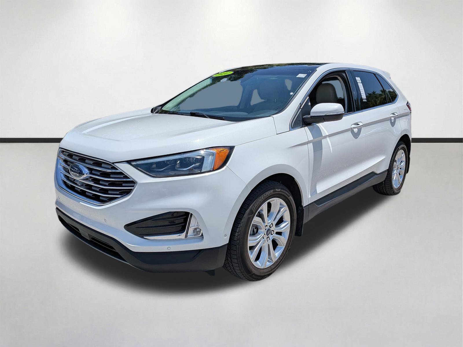 Used 2020 Ford Edge Titanium w/ Equipment Group 301A AWD/4WD image 8