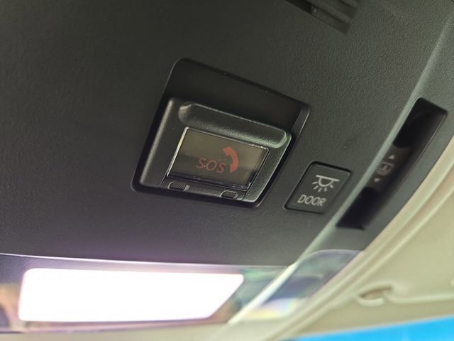 Used 2020 Lexus ES 350 Ultra Luxury w/ Accessory Package image 29