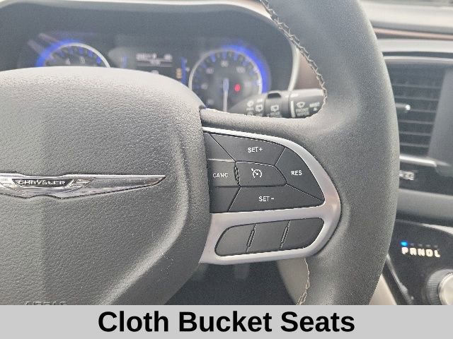 Used 2023 Chrysler Voyager LX FWD image 13