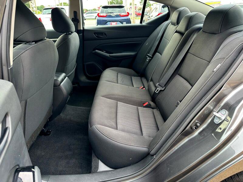 Used 2023 Nissan Altima 2.5 SV image 10