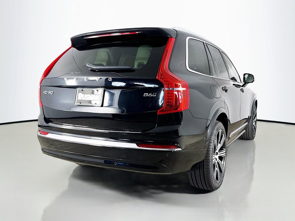 Certified 2023 Volvo XC90 B6 Ultimate w/ Protection Package Premier image 7