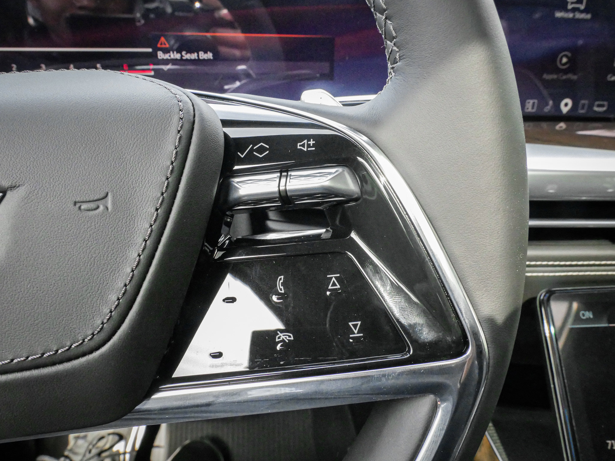 Used 2026 Cadillac Escalade Platinum Sport w/ LPO, Floor Liner Package image 20