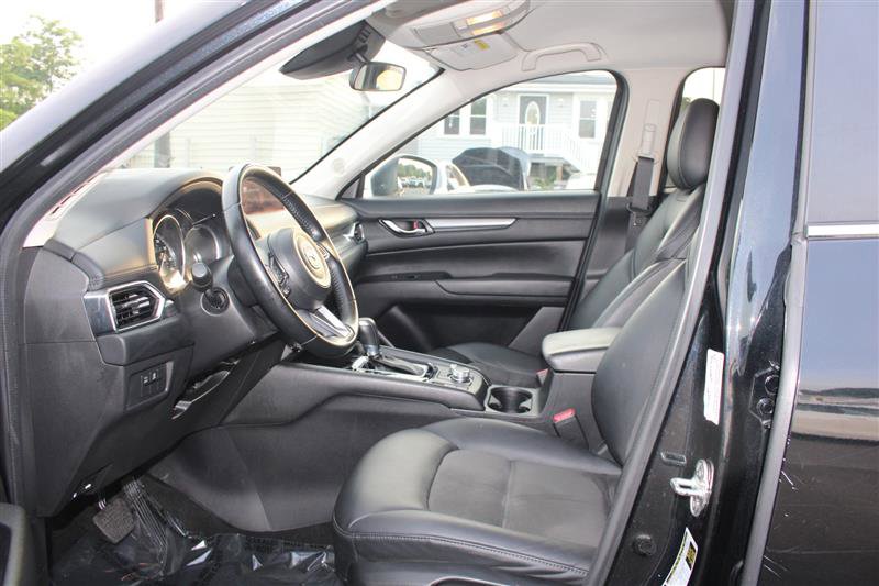 Used 2021 MAZDA CX-5 Touring image 10