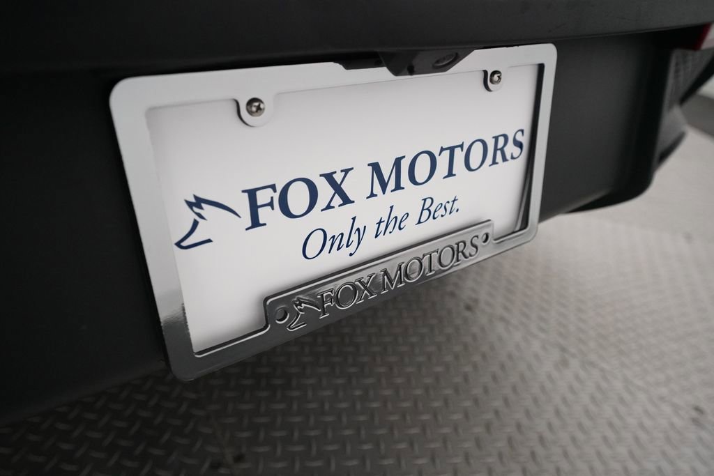 Certified 2023 Porsche Macan image 34