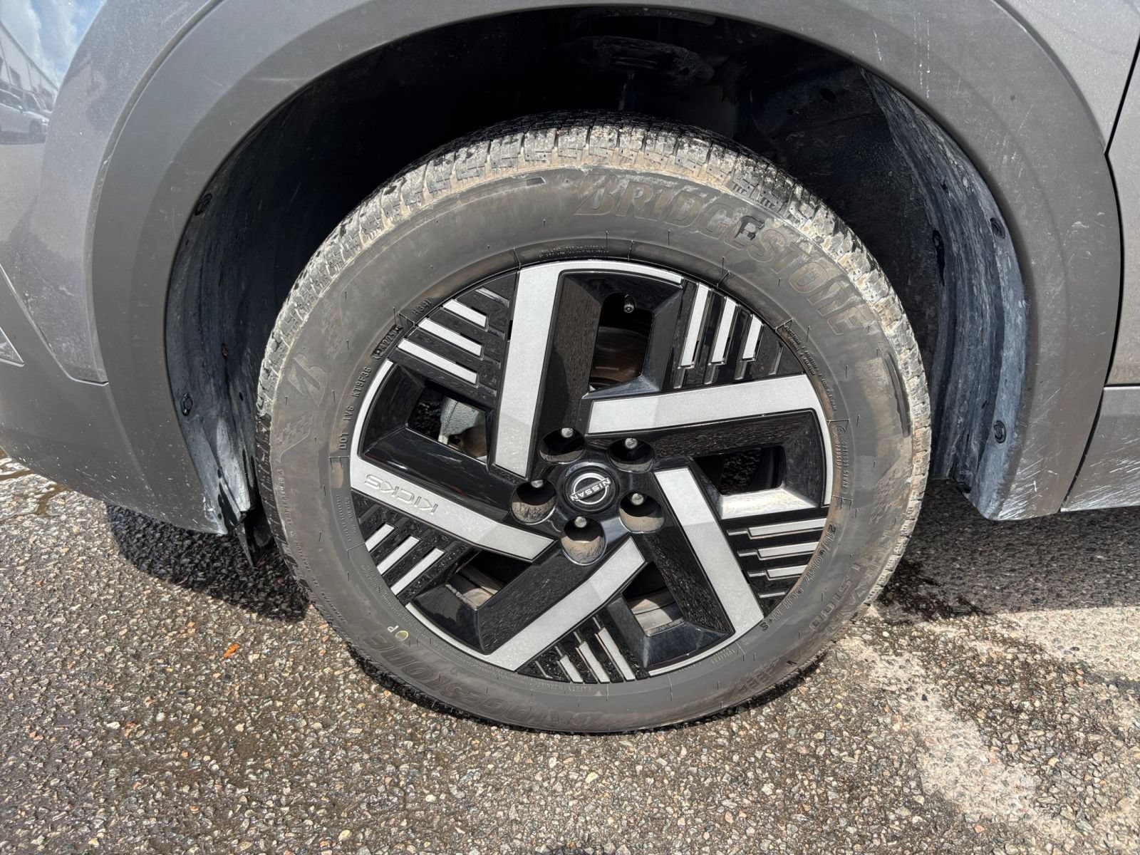 Used 2026 Nissan Kicks SV w/ Cold Weather Package FWD image 29
