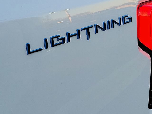 New 2023 Ford F150 Lightning Lariat AWD/4WD image 11