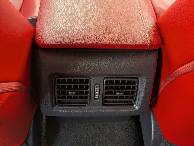 Used 2021 Toyota Camry XSE image 17