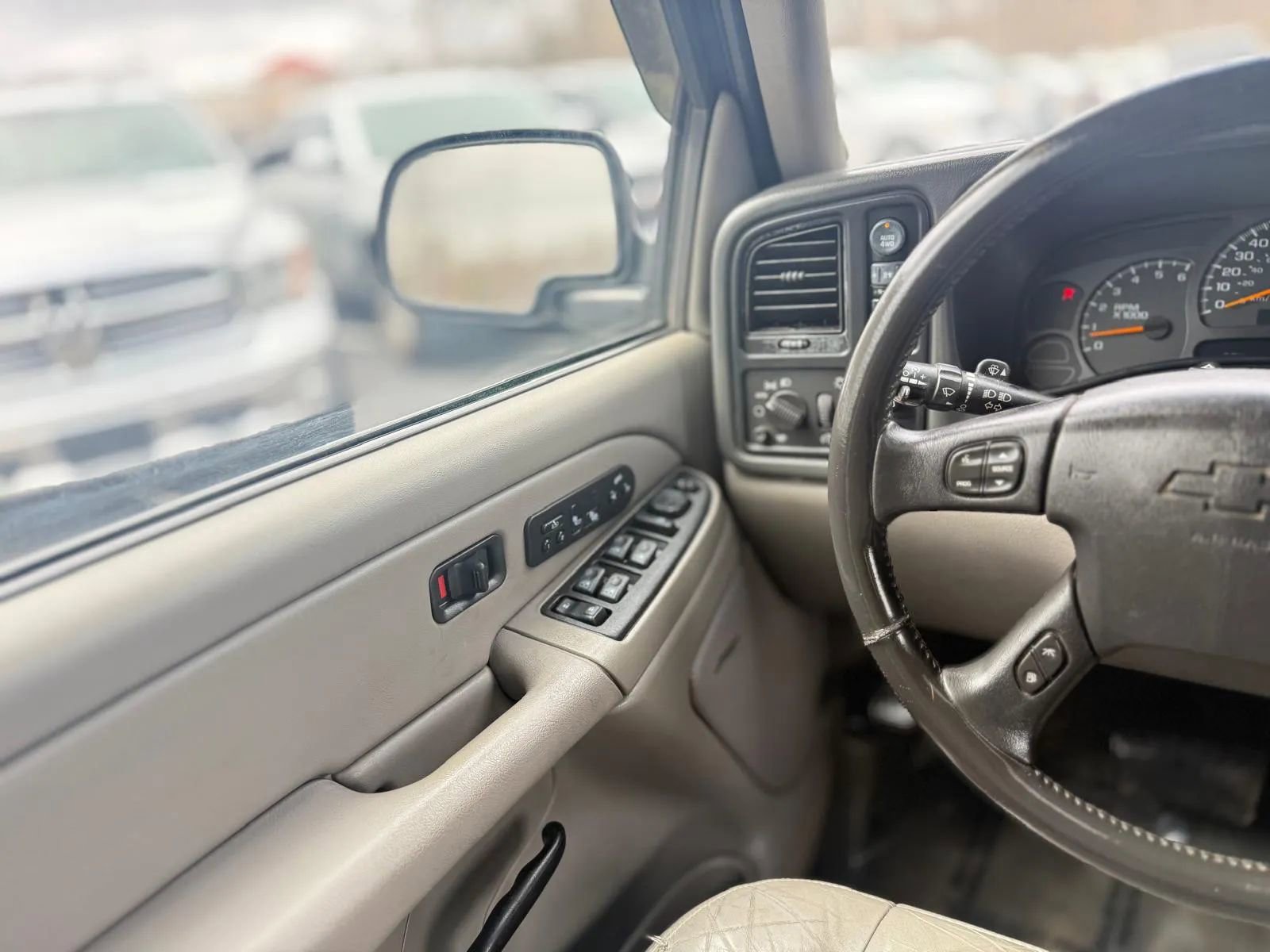 Used 2004 Chevrolet Tahoe Z71 w/ Z71 Preferred Equipment Group image 20