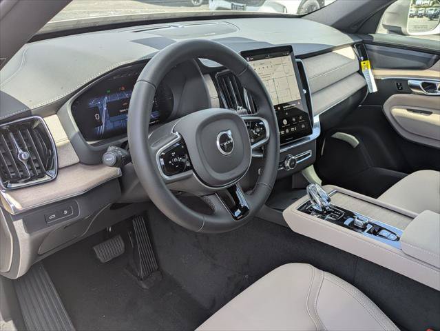 New 2026 Volvo XC90 T8 Plus w/ Protection Package Premier AWD/4WD image 7