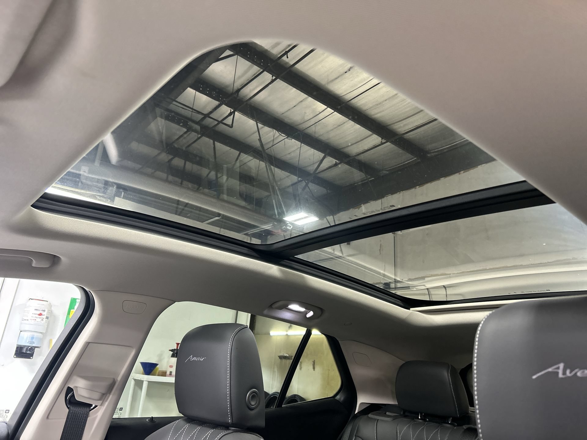 Certified 2023 Buick Envision Avenir AWD/4WD image 20