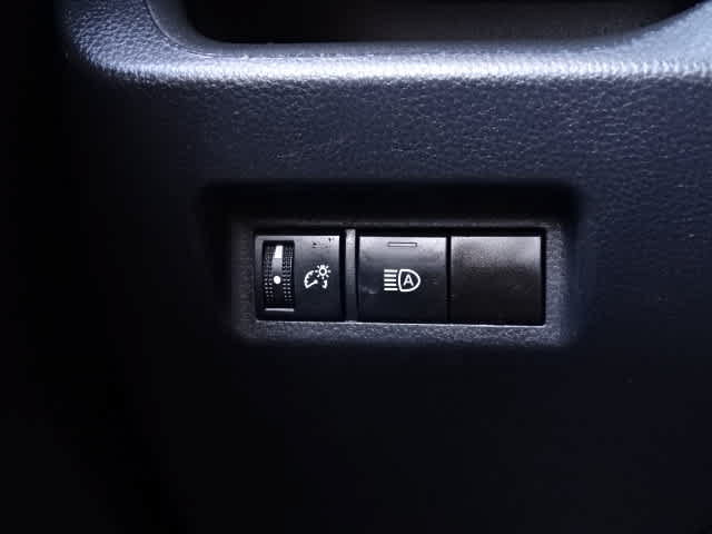 Certified 2023 Toyota RAV4 LE FWD image 38