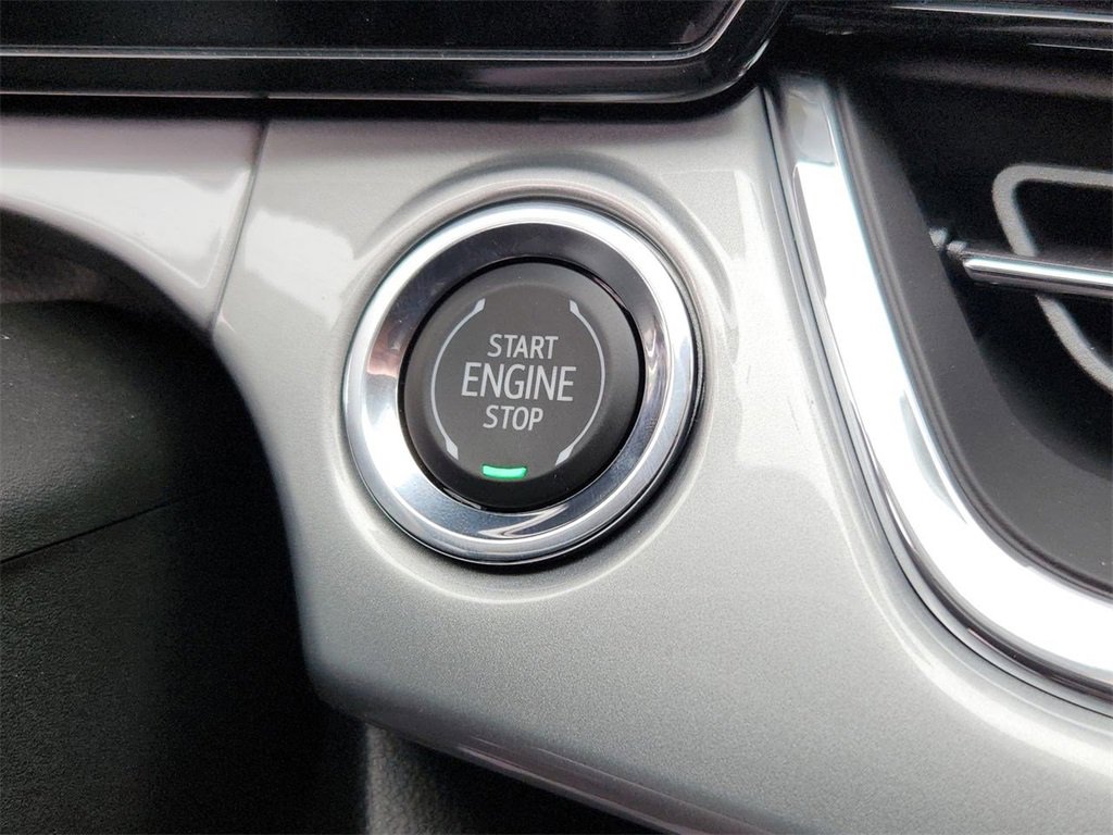 New 2025 Chevrolet Trax LT w/ Driver Confidence Package image 16