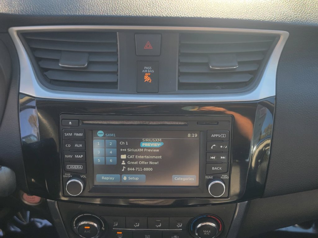 Used 2016 Nissan Sentra SR w/ SR Premium Package FWD image 26