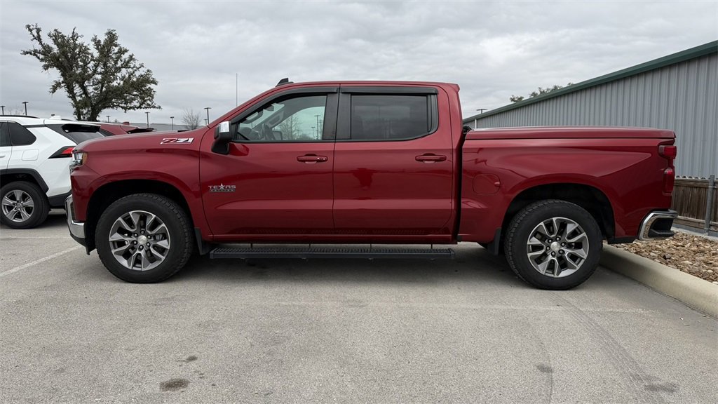 Used 2022 Chevrolet Silverado 1500 LT image 10