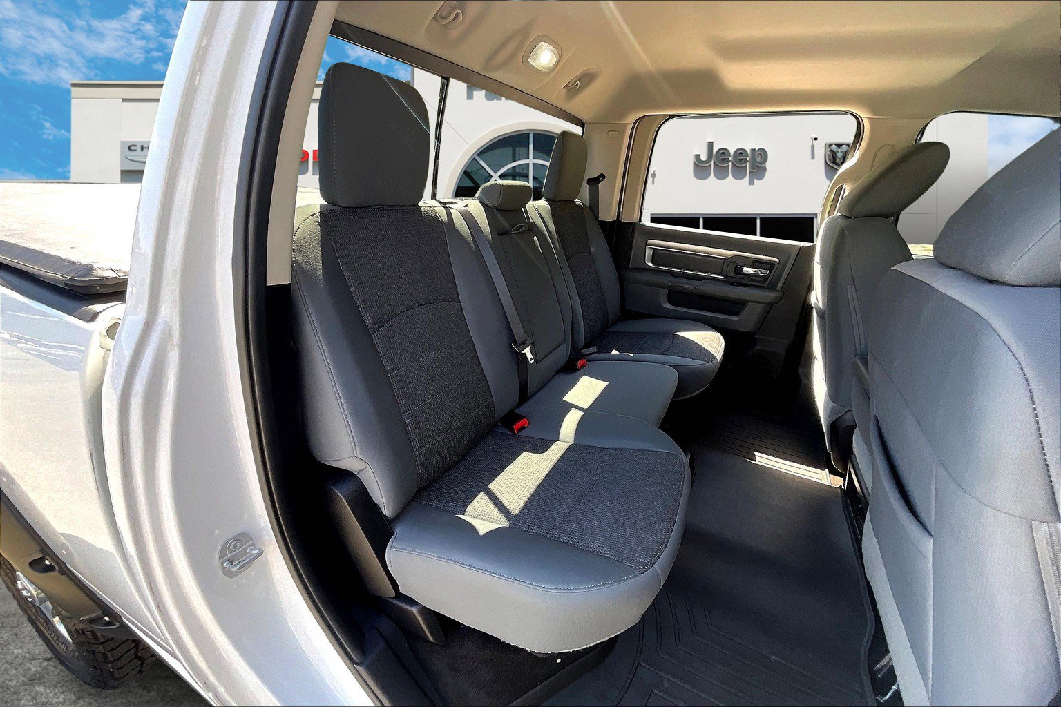 Used 2016 RAM 2500 Outdoorsman image 24