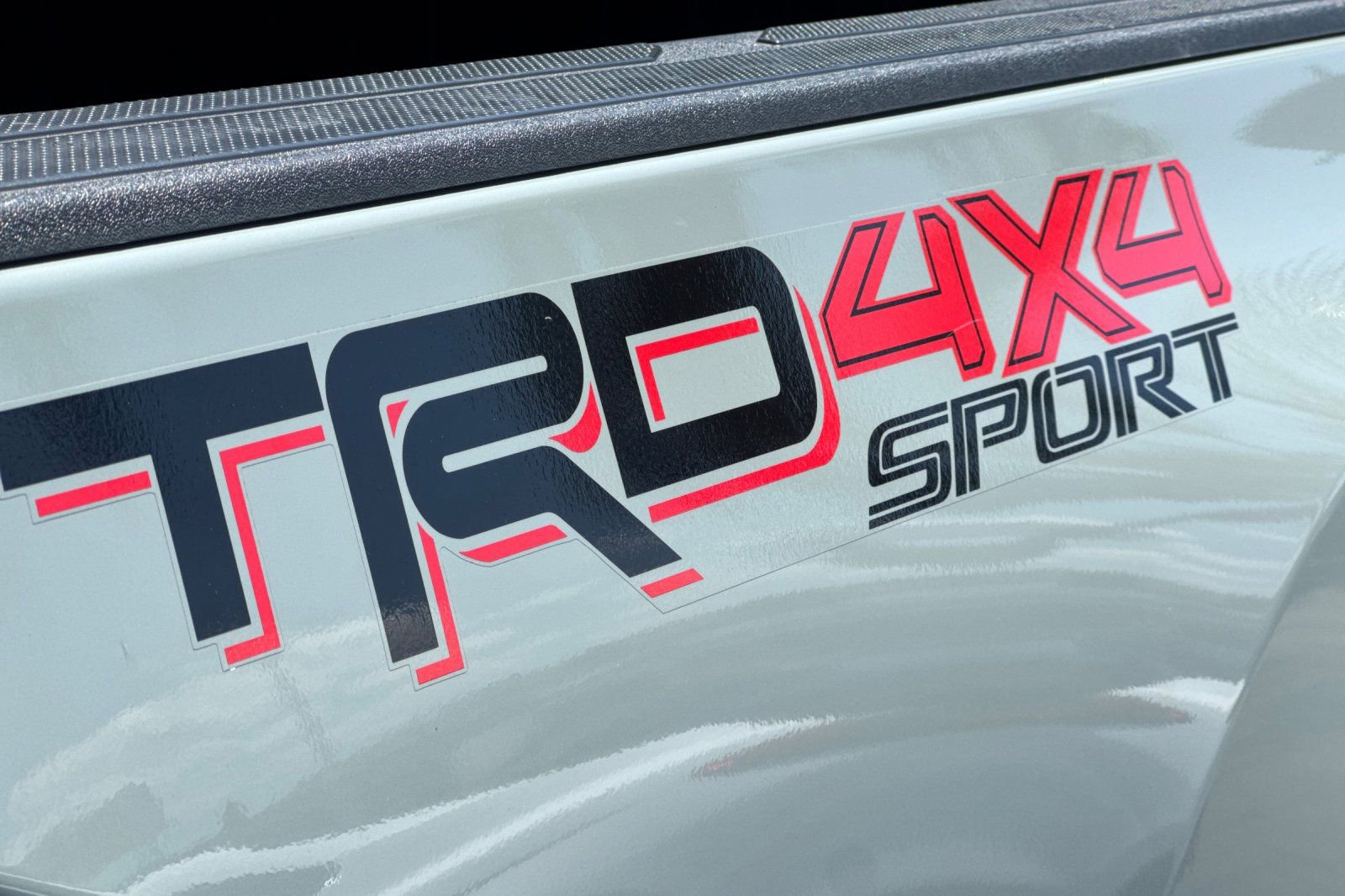Used 2023 Toyota Tacoma TRD Sport w/ Black Out Package (TMS) AWD/4WD image 35