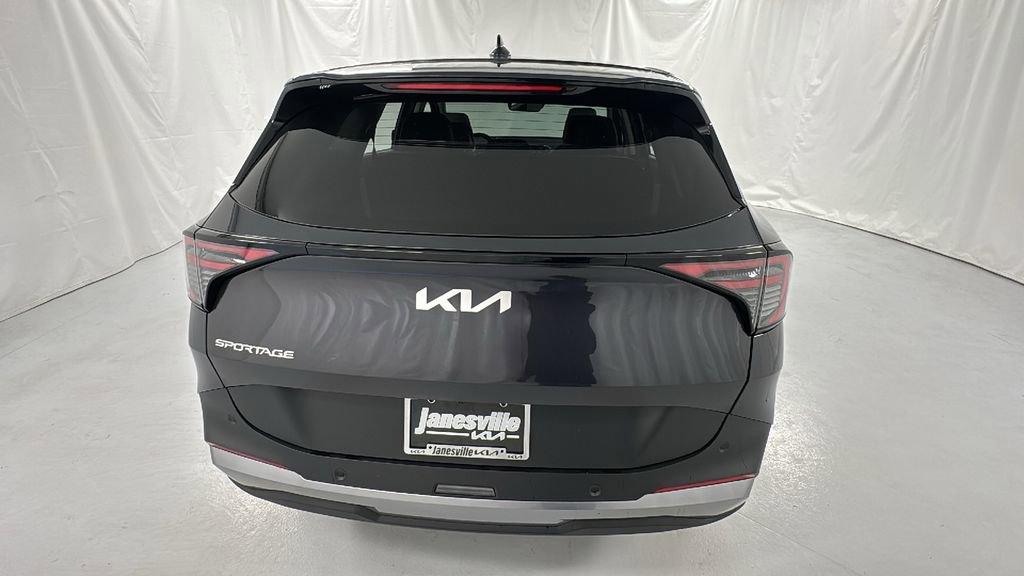 New 2026 Kia Sportage EX image 4