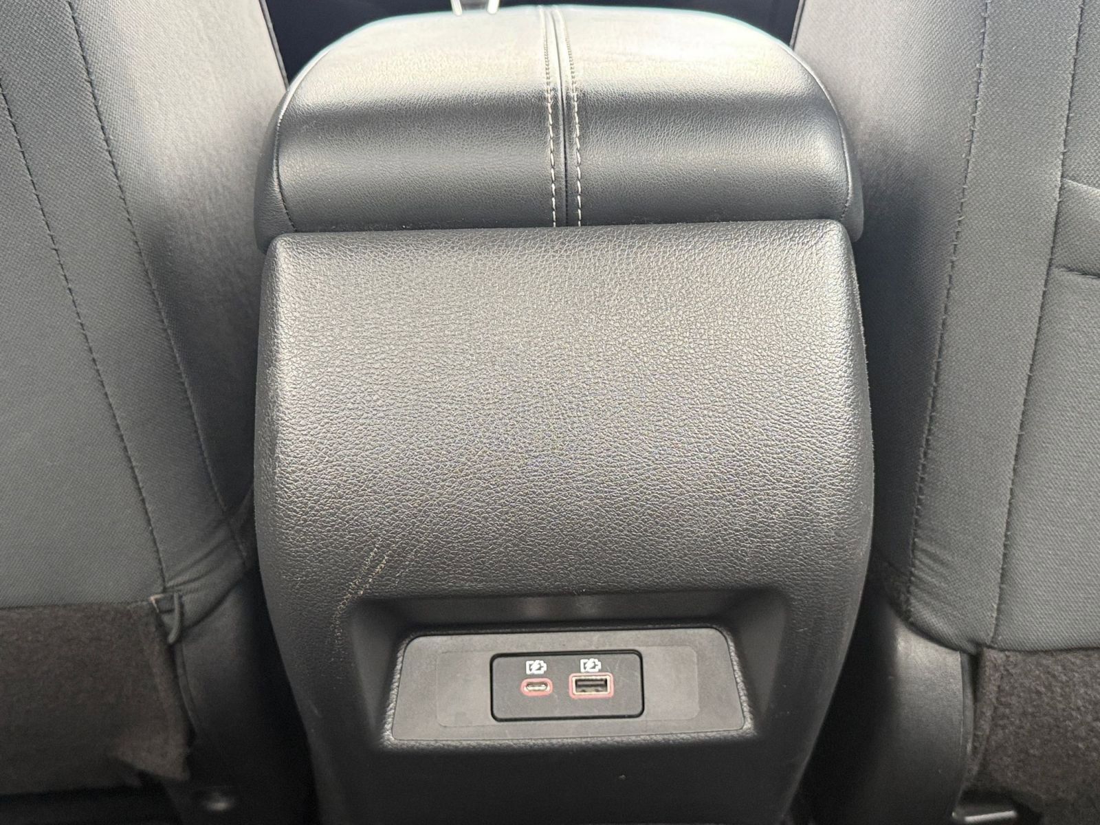 Used 2025 Nissan Altima 2.5 SV FWD image 23