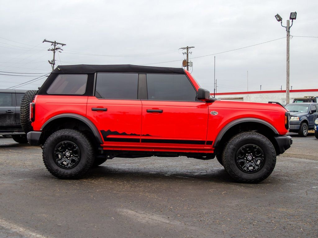 Used 2022 Ford Bronco Wildtrak image 3