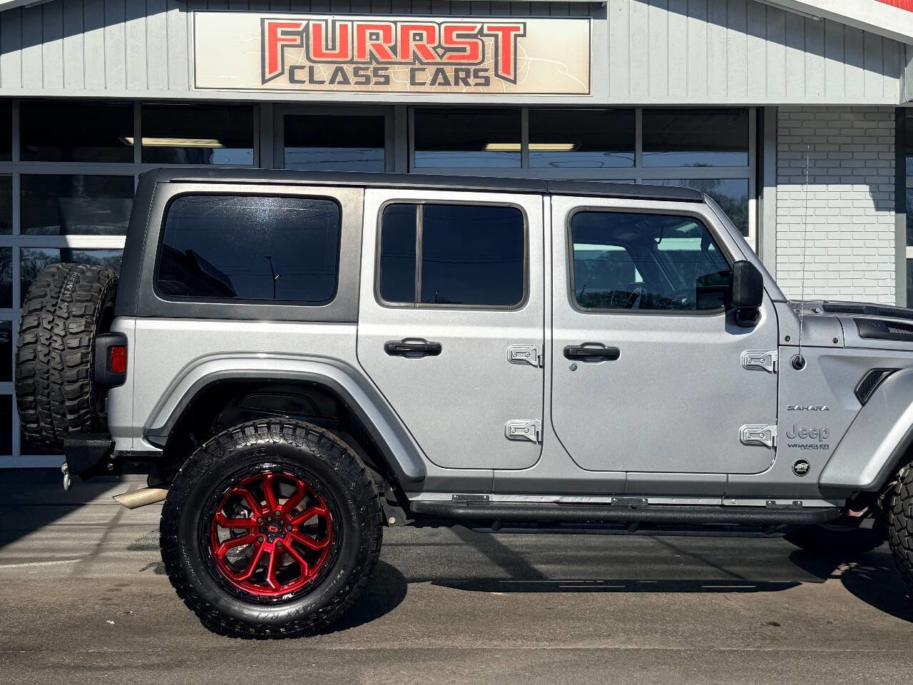 Used 2019 Jeep Wrangler Unlimited Sahara image 10