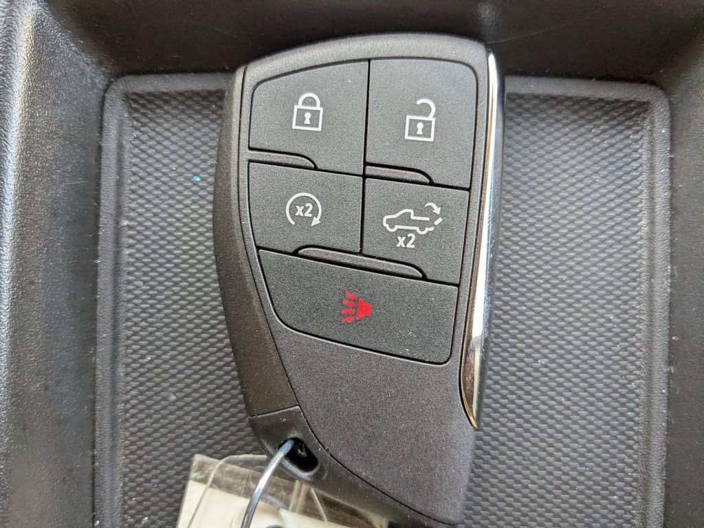 Used 2025 Chevrolet Silverado 1500 LT image 31