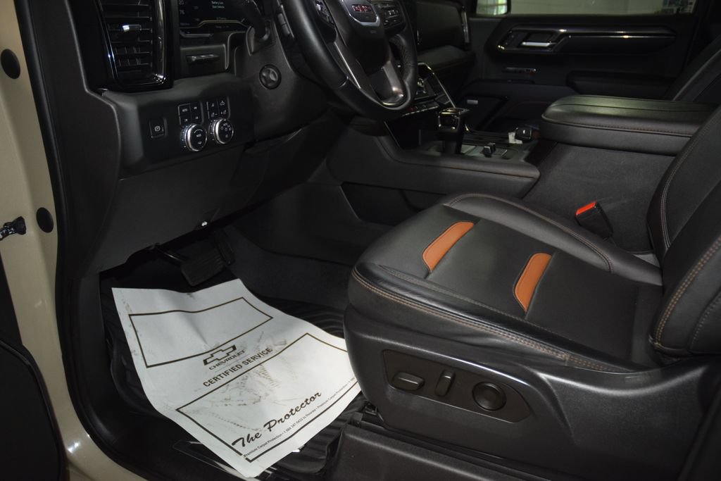 Used 2023 GMC Sierra 1500 AT4 w/ AT4 Premium Package AWD/4WD image 38