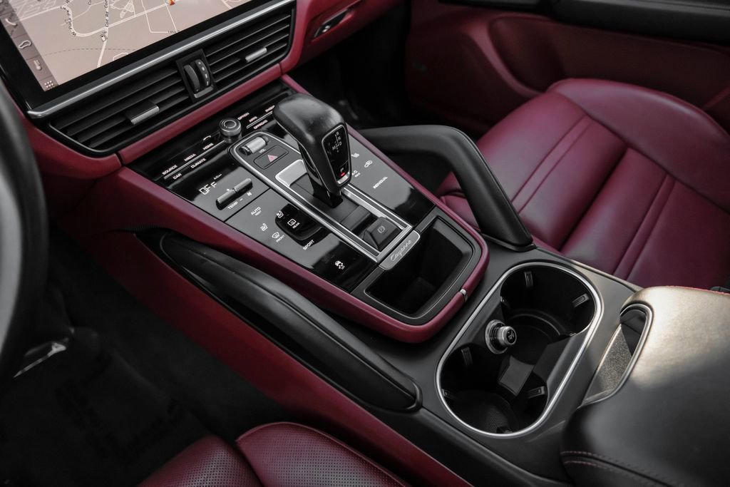 Used 2019 Porsche Cayenne image 27