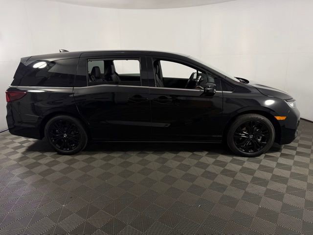 Used 2025 Honda Odyssey Sport-L image 10