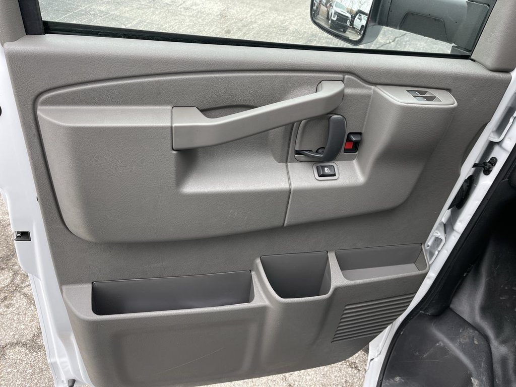 New 2025 Chevrolet Express 3500 w/ Power Convenience Package RWD image 7