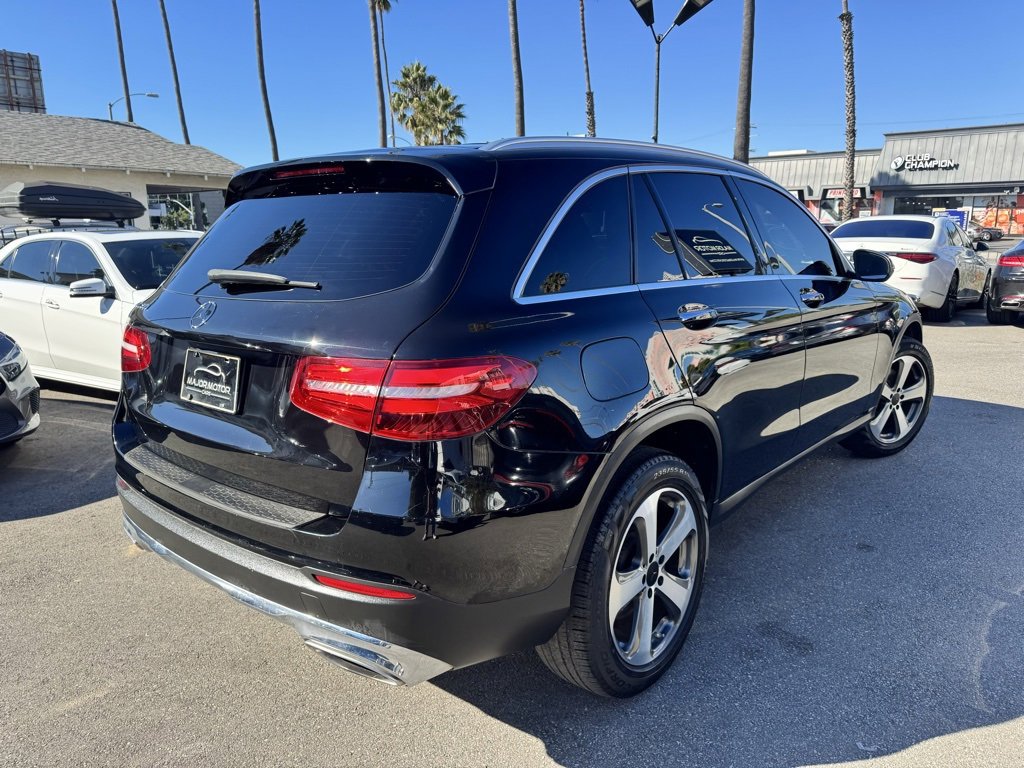 Used 2019 Mercedes-Benz GLC 300 image 5