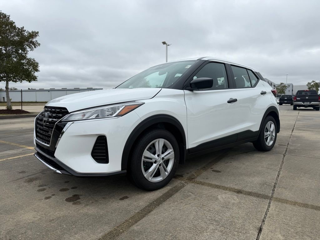 Used 2025 Nissan Kicks Play S