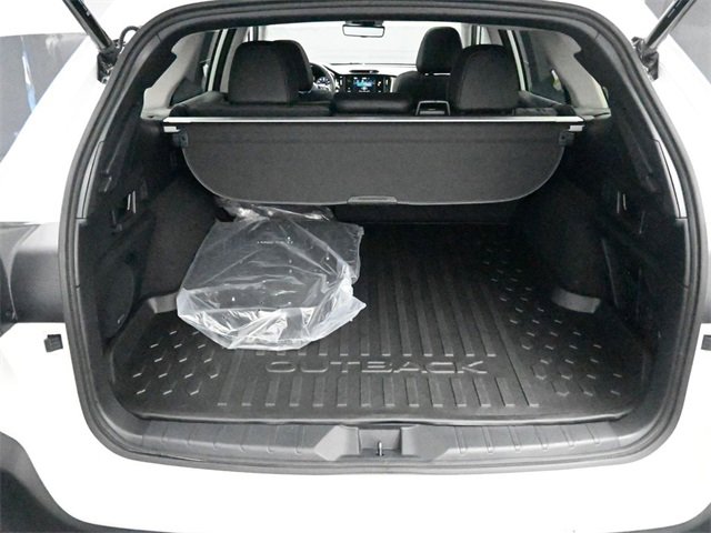 Used 2025 Subaru Outback Touring XT w/ Tech Package 3 image 23