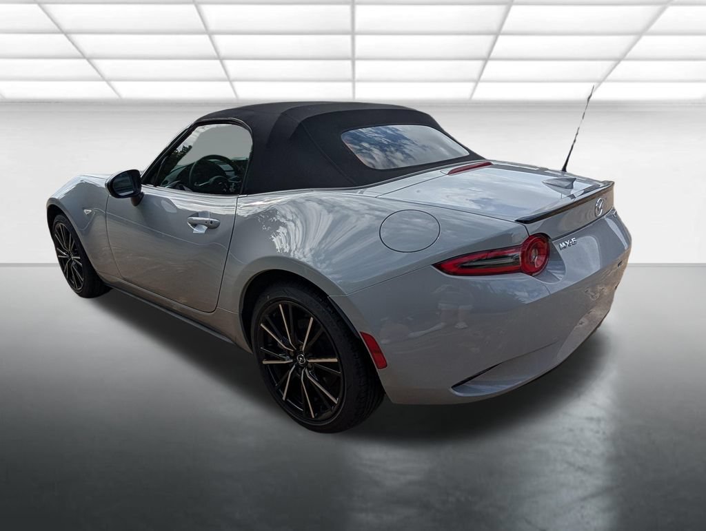 New 2026 MAZDA MX-5 Miata Grand Touring RWD image 2