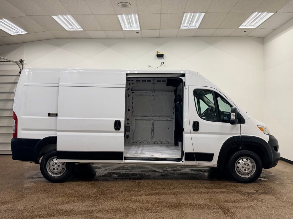 Used 2023 RAM ProMaster 2500 image 9