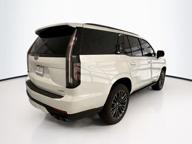 Used 2024 Cadillac Escalade V AWD/4WD image 7