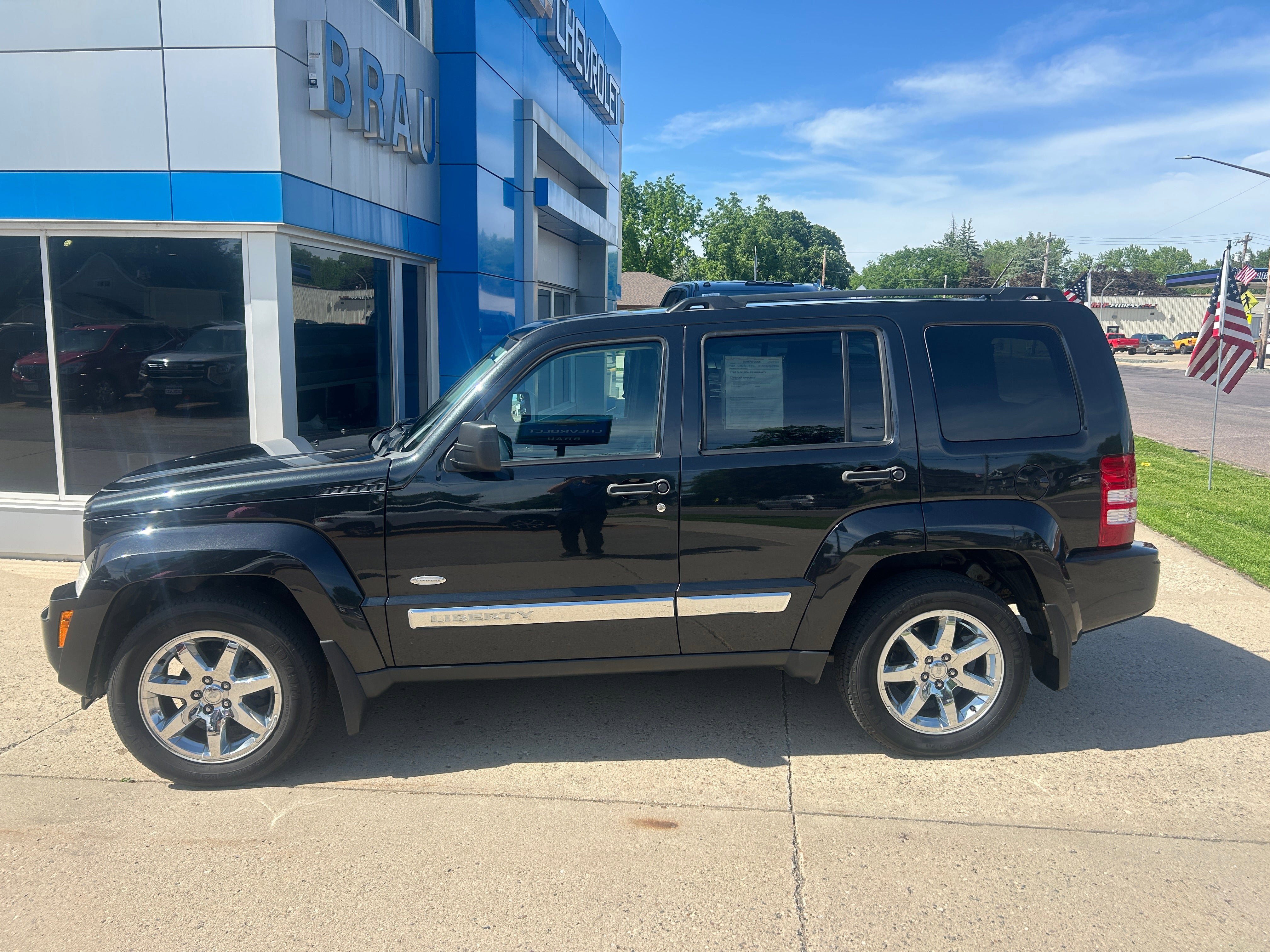 Used 2012 Jeep Liberty Sport AWD/4WD image 1