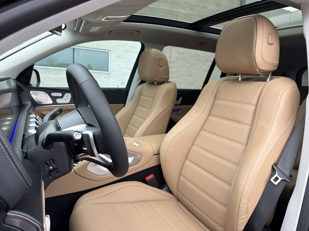 New 2026 Mercedes-Benz GLS 450 4MATIC image 12