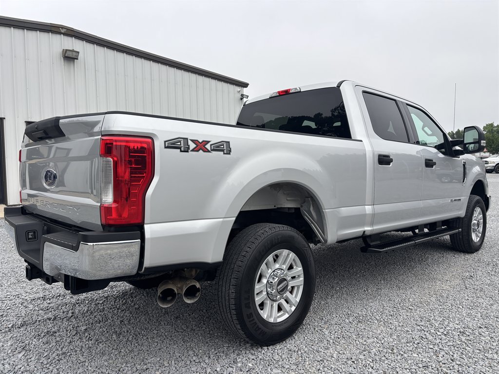 Used 2019 Ford F250 XLT AWD/4WD image 5