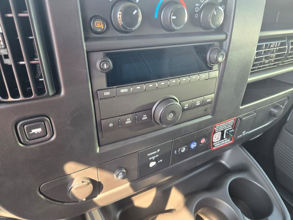 New 2025 Chevrolet Express 2500 Extended w/ Enhanced Convenience Package image 21