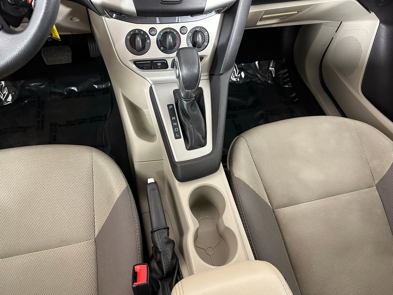 Used 2014 Ford Focus SE image 14