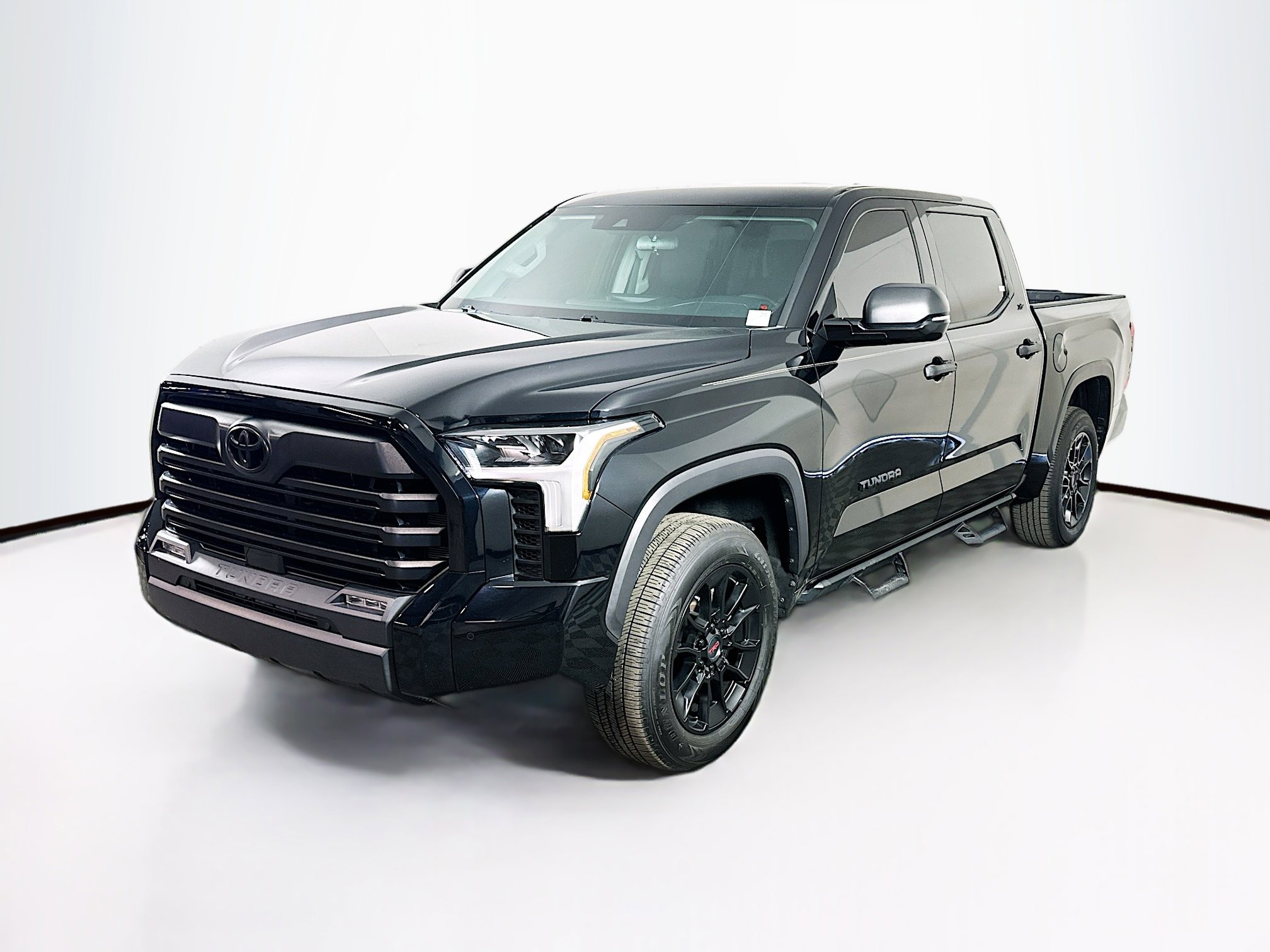 Used 2023 Toyota Tundra SR5 w/ SR5 Convenience Package AWD/4WD image 3