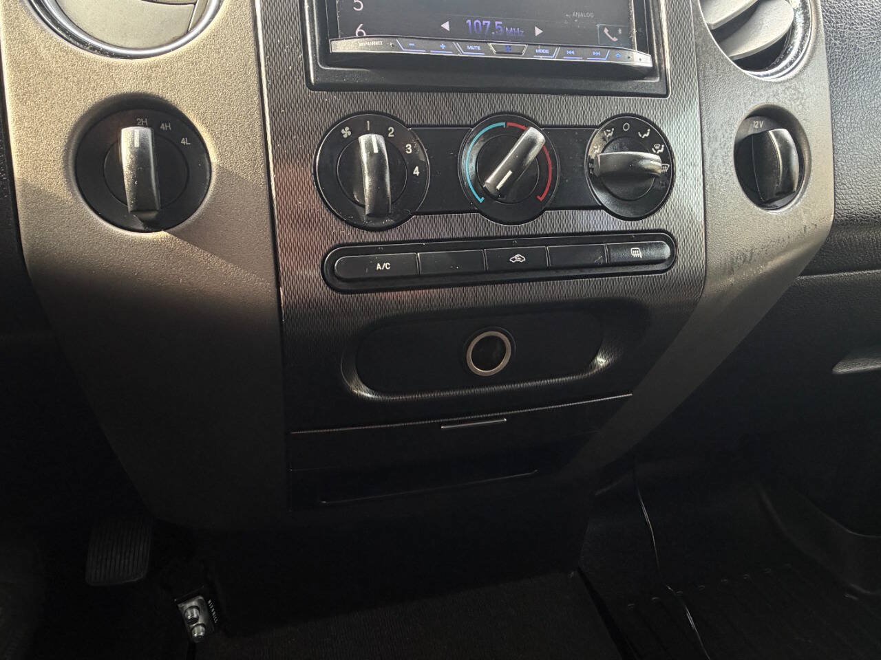 Used 2006 Ford F150 XLT AWD/4WD image 31